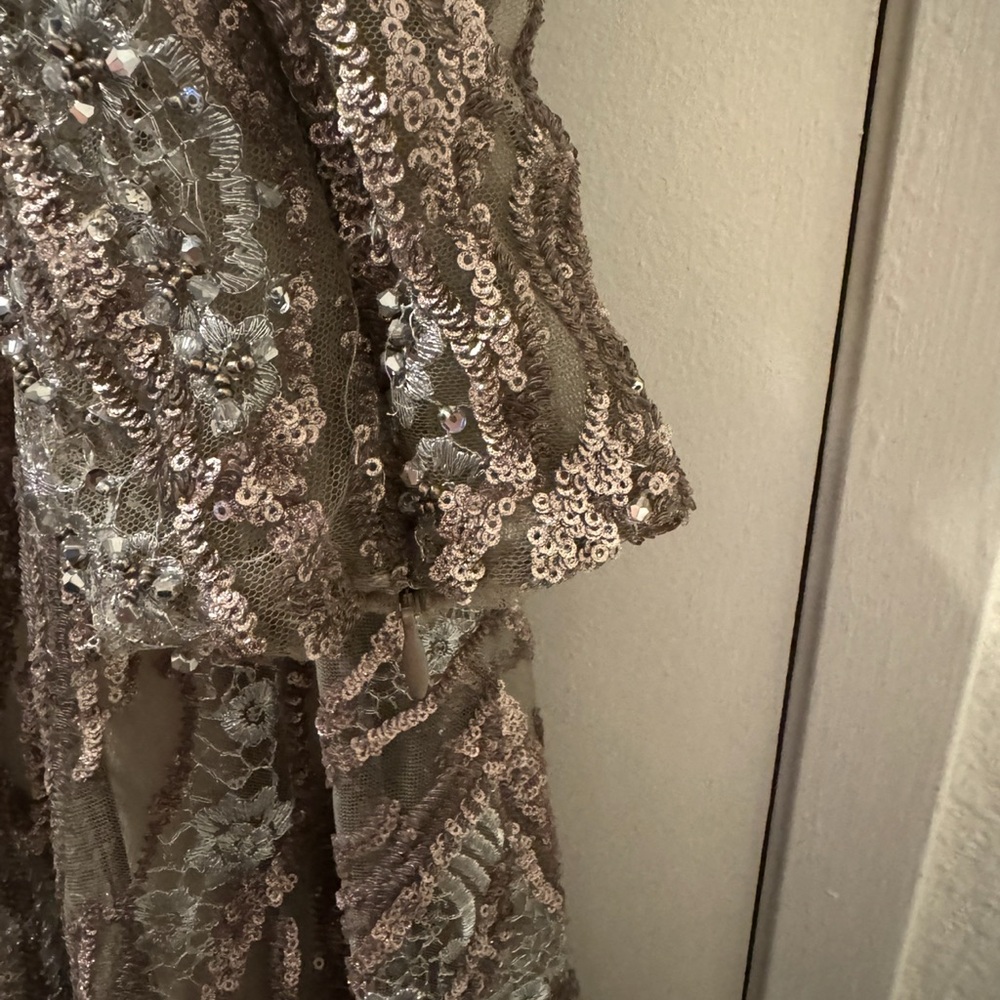 Mac Duggal Dress 79261 Mocha Sequin Long Sleeve Bateau A-Line Size 14 $798 - Picture 4 of 11